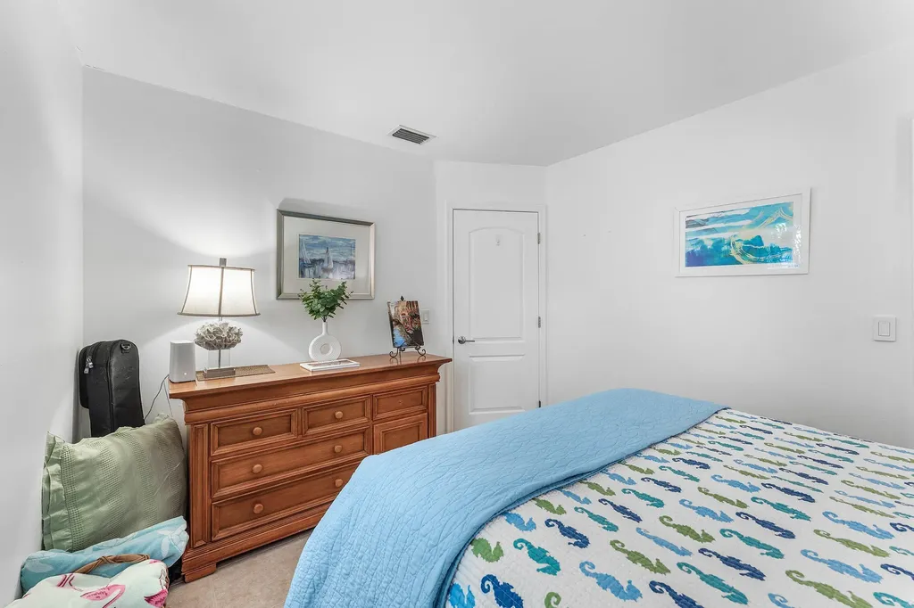 334 NE 7th Avenue Delray Beach FL 33483
