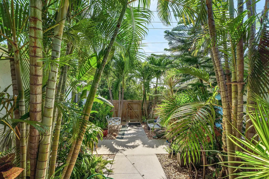 334 NE 7th Avenue Delray Beach FL 33483