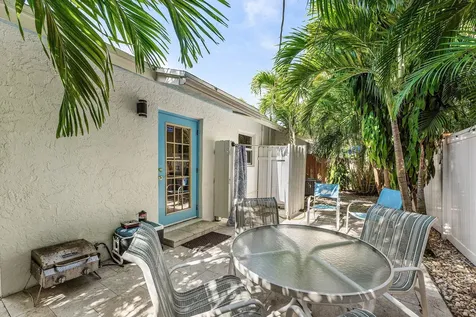 334 NE 7th Avenue Delray Beach FL 33483