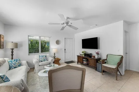 334 NE 7th Avenue Delray Beach FL 33483