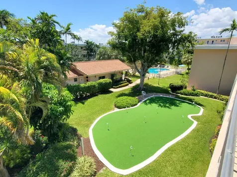 1481 S Ocean Boulevard Lauderdale By The Sea FL 33062