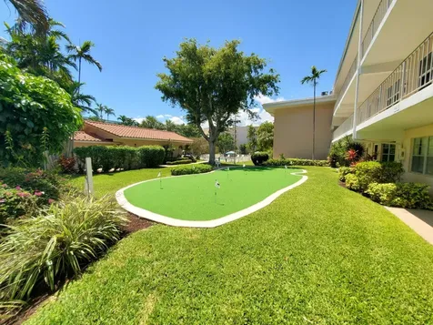 1481 S Ocean Boulevard Lauderdale By The Sea FL 33062