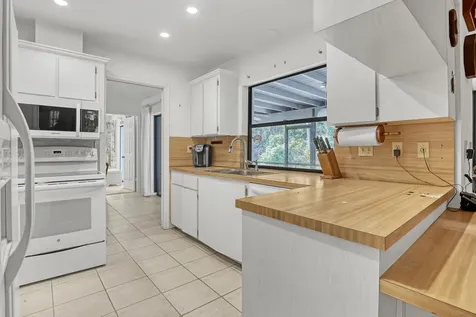 5548 Shirley Drive Jupiter FL 33458
