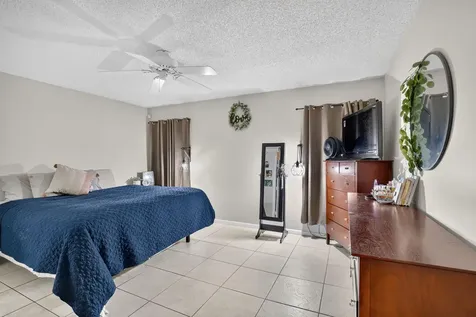 2640 Millwood Court Davie FL 33328