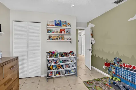 2640 Millwood Court Davie FL 33328