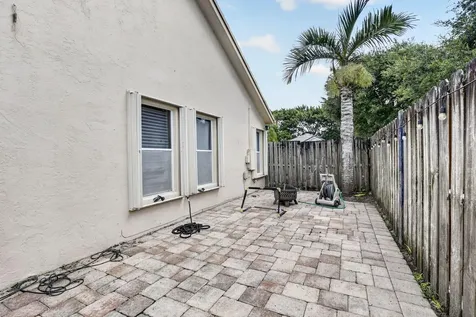 2640 Millwood Court Davie FL 33328