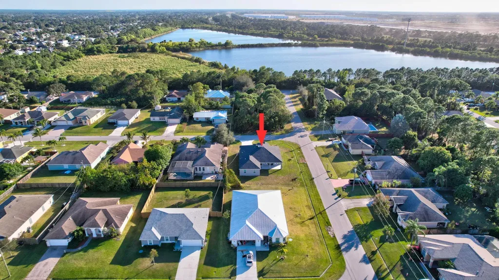 1791 SW Effland Avenue Port St Lucie FL 34953