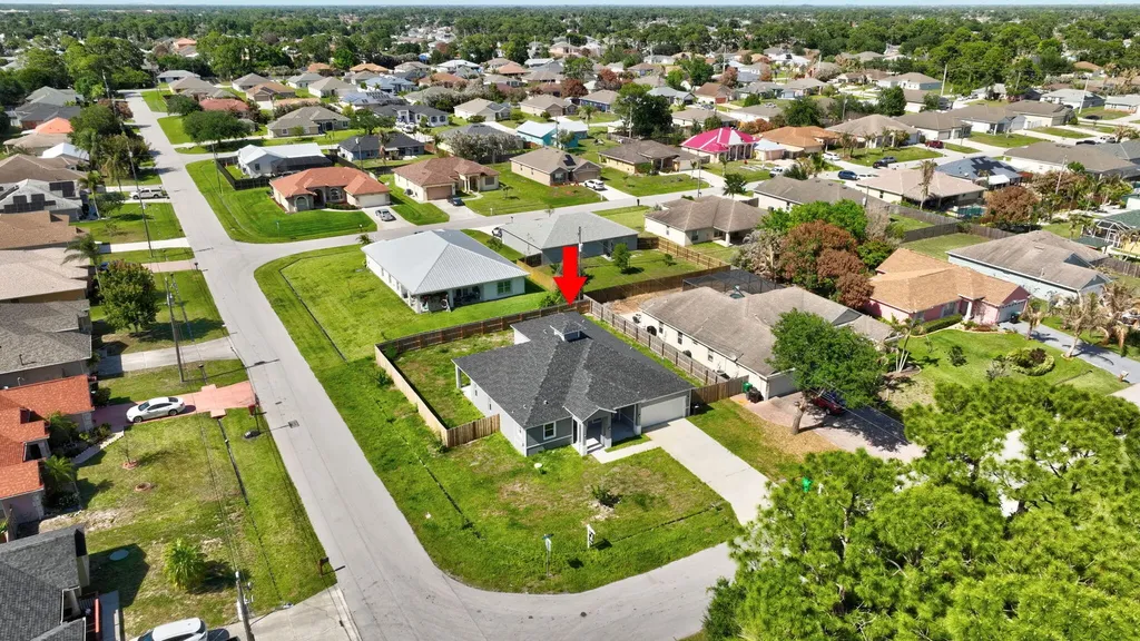 1791 SW Effland Avenue Port St Lucie FL 34953