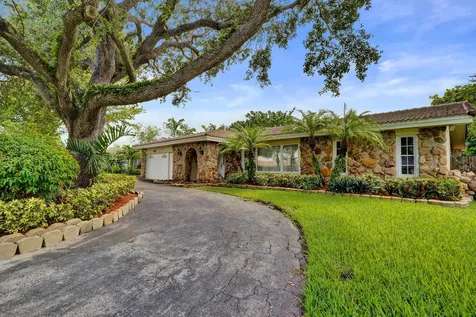 1040 SW 75th Avenue Plantation FL 33317