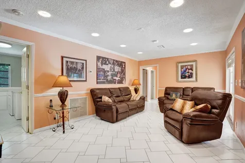 1040 SW 75th Avenue Plantation FL 33317