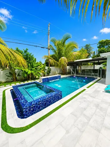 1902 Baythorne Road West Palm Beach FL 33415