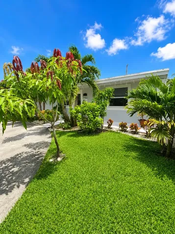 1902 Baythorne Road West Palm Beach FL 33415