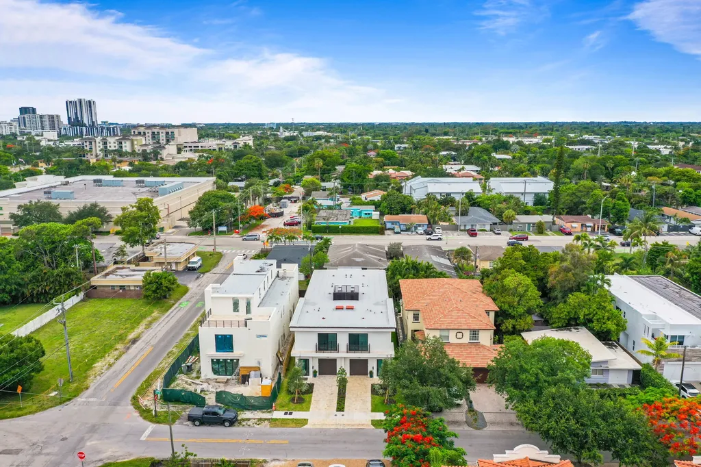 1103 NE 16th Avenue Fort Lauderdale FL 33304