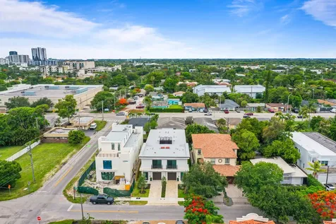 1103 NE 16th Avenue Fort Lauderdale FL 33304