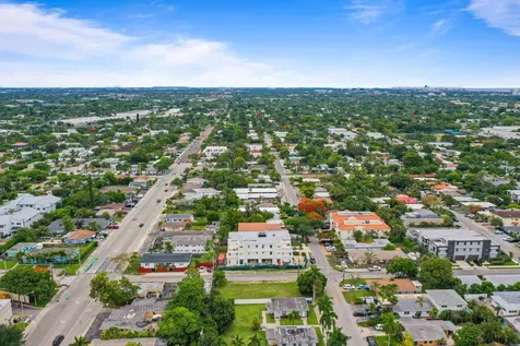 1103 NE 16th Avenue Fort Lauderdale FL 33304