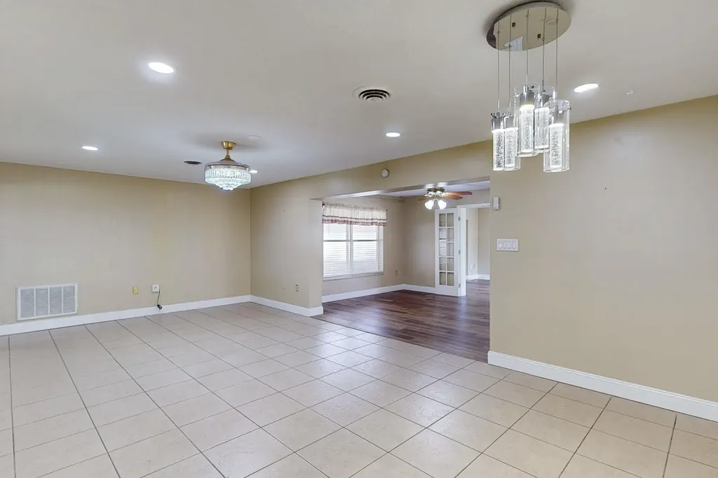 613 Beach Avenue Port St Lucie FL 34952