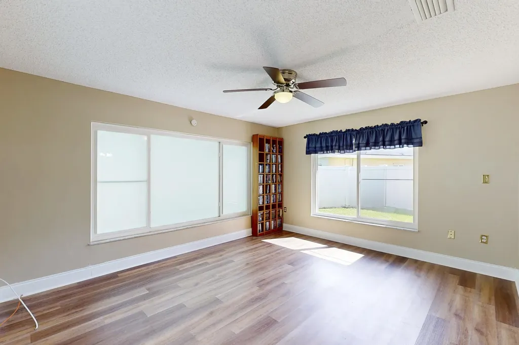 613 Beach Avenue Port St Lucie FL 34952