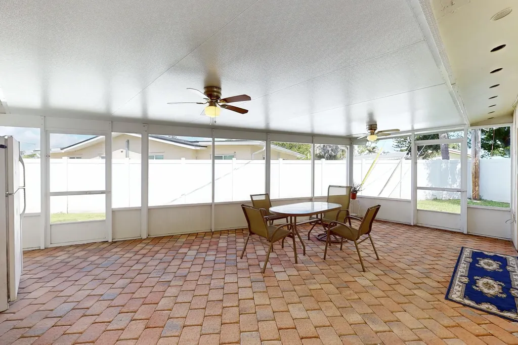 613 Beach Avenue Port St Lucie FL 34952