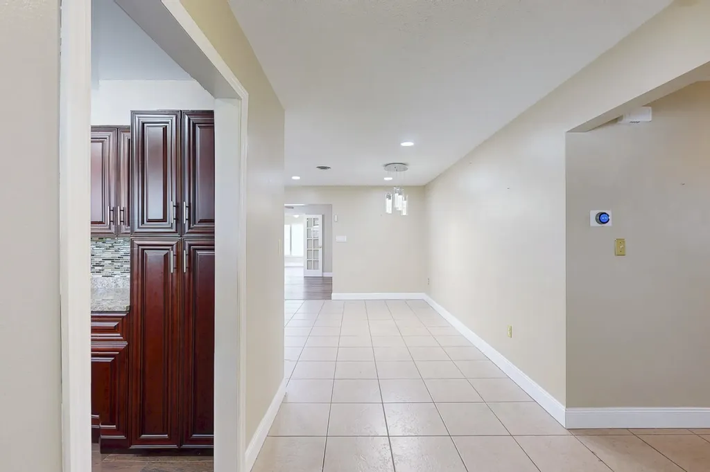 613 Beach Avenue Port St Lucie FL 34952