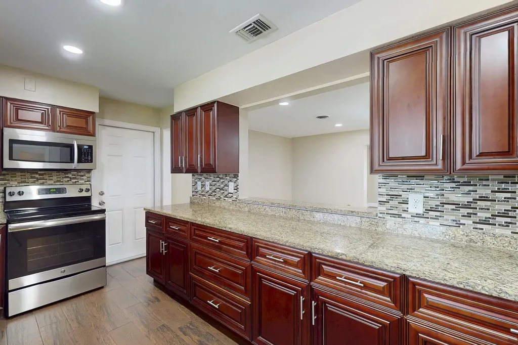 613 Beach Avenue Port St Lucie FL 34952