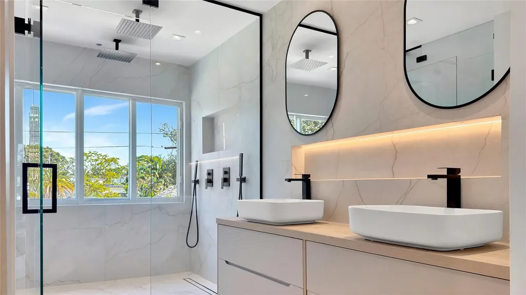 729 NE 17th Terrace Fort Lauderdale FL 33304