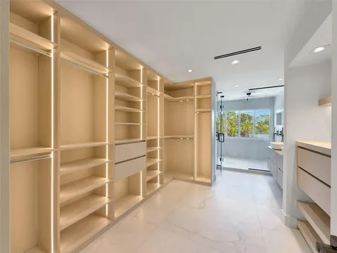 729 NE 17th Terrace Fort Lauderdale FL 33304