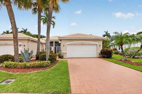 10632 Royal Caribbean Circle Boynton Beach FL 33437
