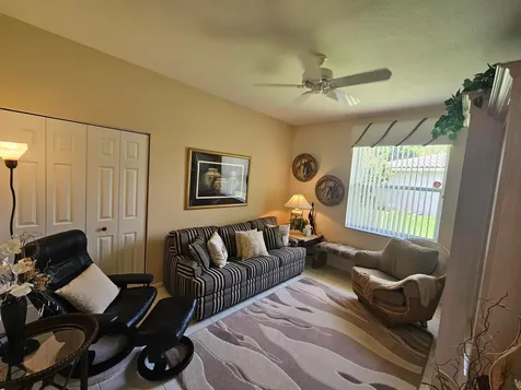 10632 Royal Caribbean Circle Boynton Beach FL 33437