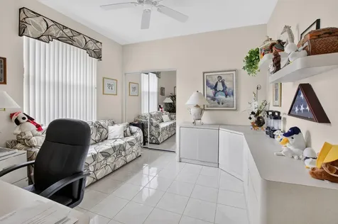10632 Royal Caribbean Circle Boynton Beach FL 33437