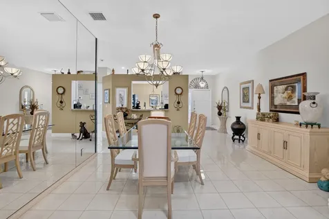 10632 Royal Caribbean Circle Boynton Beach FL 33437