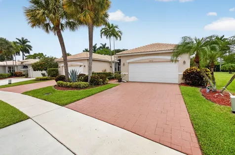 10632 Royal Caribbean Circle Boynton Beach FL 33437