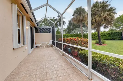 10632 Royal Caribbean Circle Boynton Beach FL 33437