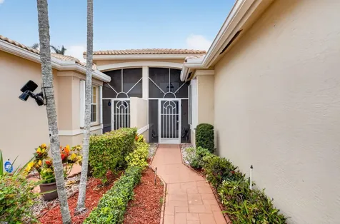 10632 Royal Caribbean Circle Boynton Beach FL 33437