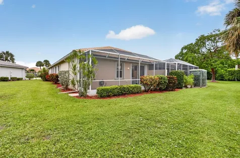 10632 Royal Caribbean Circle Boynton Beach FL 33437