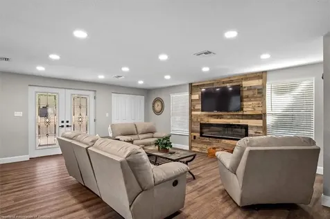 564 Lake June Road Lake Placid FL 33852