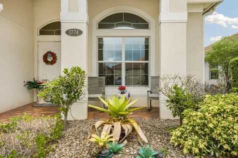 1774 Belmont Circle SW Vero Beach FL 32968
