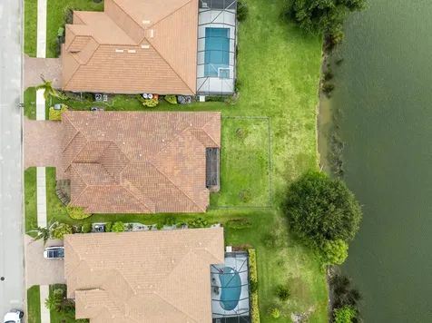 1774 Belmont Circle SW Vero Beach FL 32968