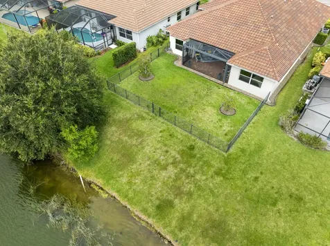 1774 Belmont Circle SW Vero Beach FL 32968