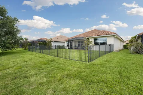 1774 Belmont Circle SW Vero Beach FL 32968