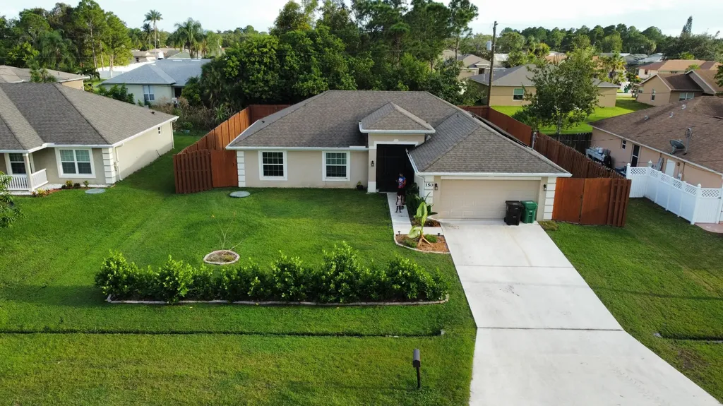 150 SW De Gouvea Terrace Port St Lucie FL 34984