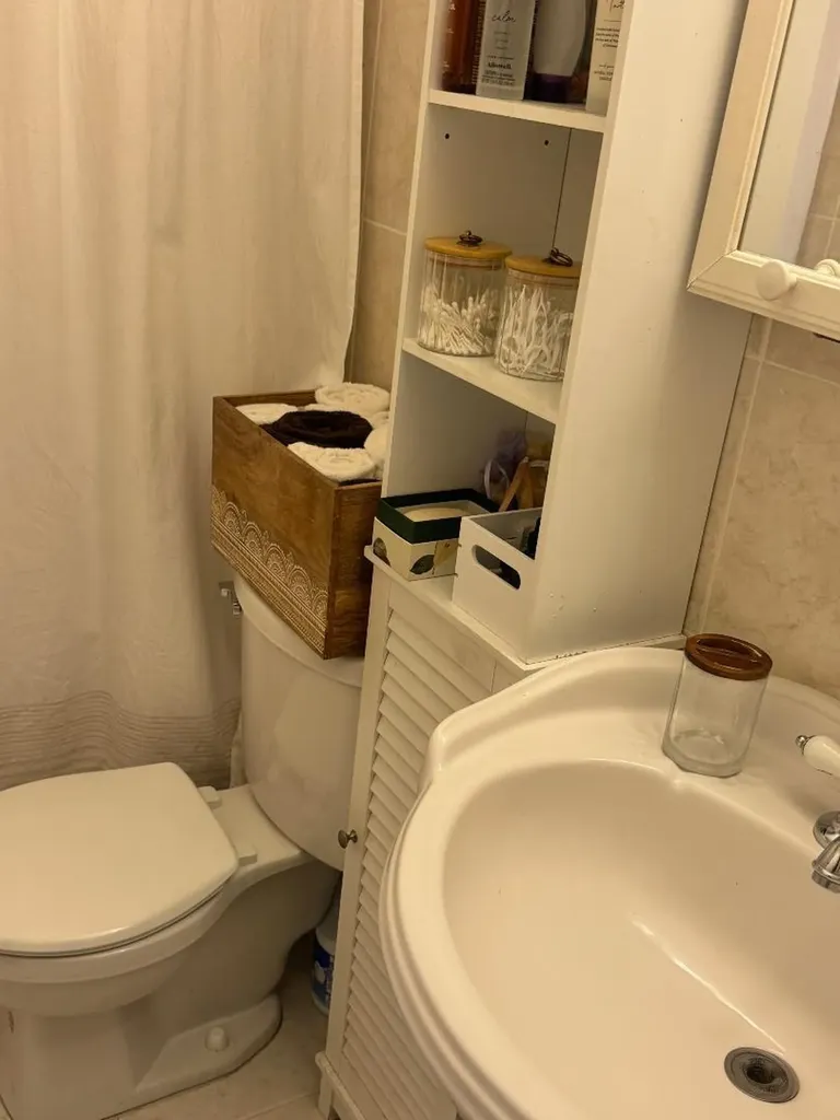 2004 NW 38th Terrace Lauderdale Lakes FL 33311