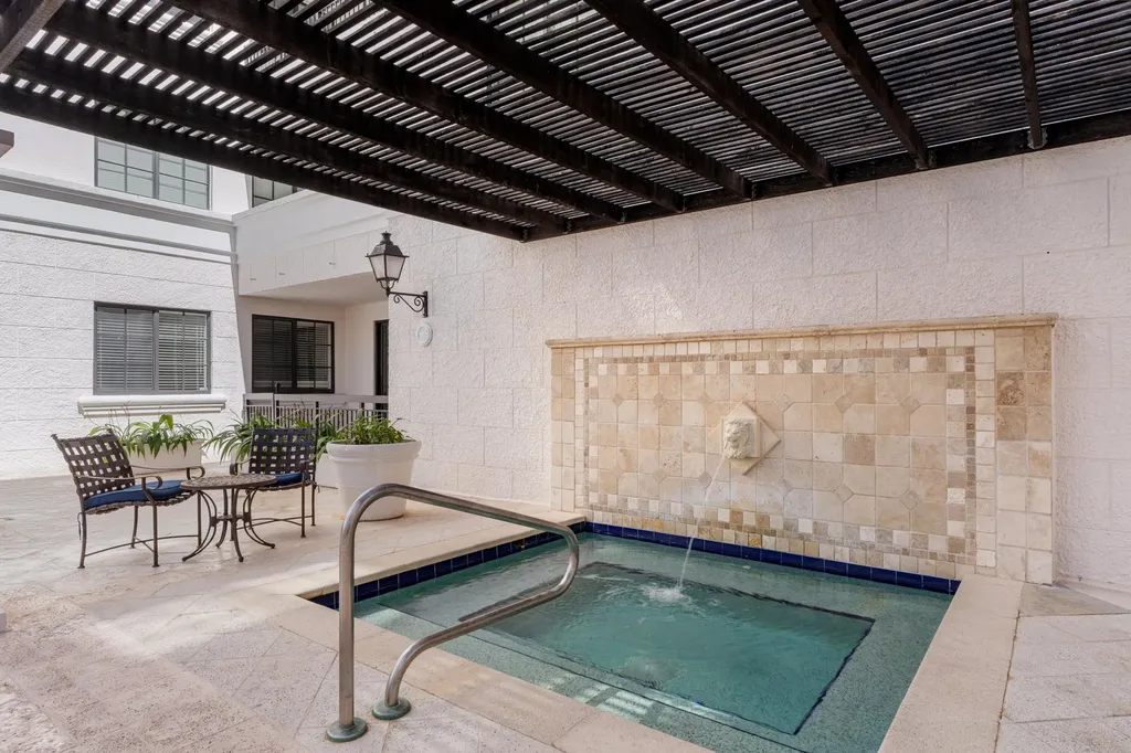 233 S Federal Highway Boca Raton FL 33432