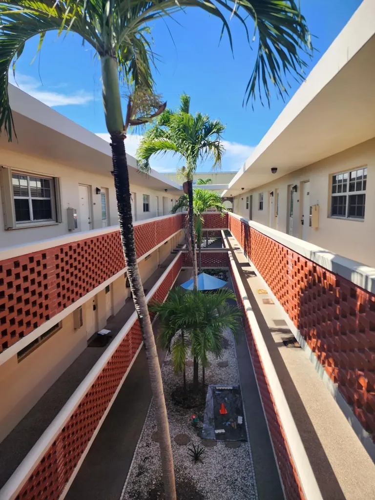2301 NE 14th Street Causeway Pompano Beach FL 33062