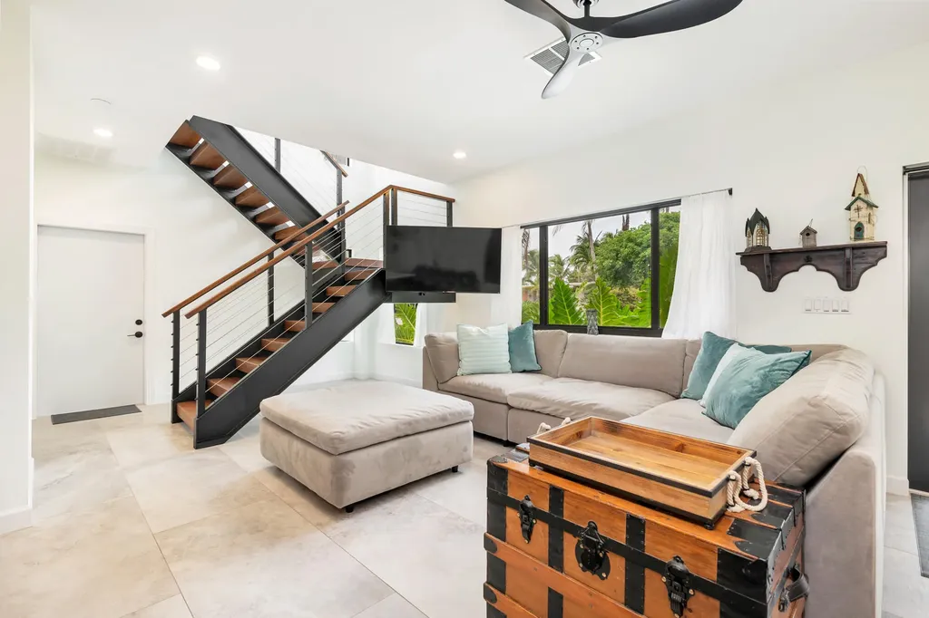 127 Auburn Drive Lake Worth Beach FL 33460