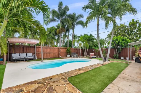 127 Auburn Drive Lake Worth Beach FL 33460