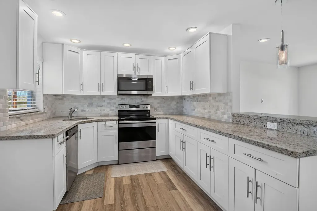 155 NE 20th Street Boca Raton FL 33431