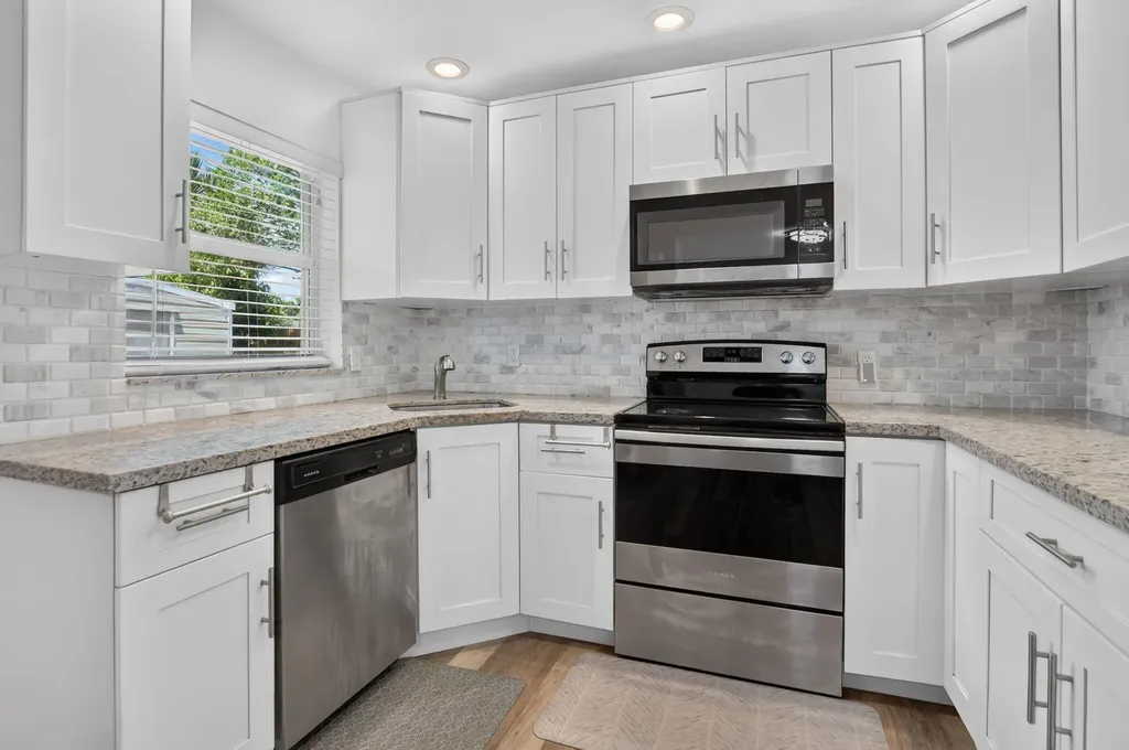 155 NE 20th Street Boca Raton FL 33431