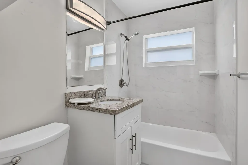 155 NE 20th Street Boca Raton FL 33431