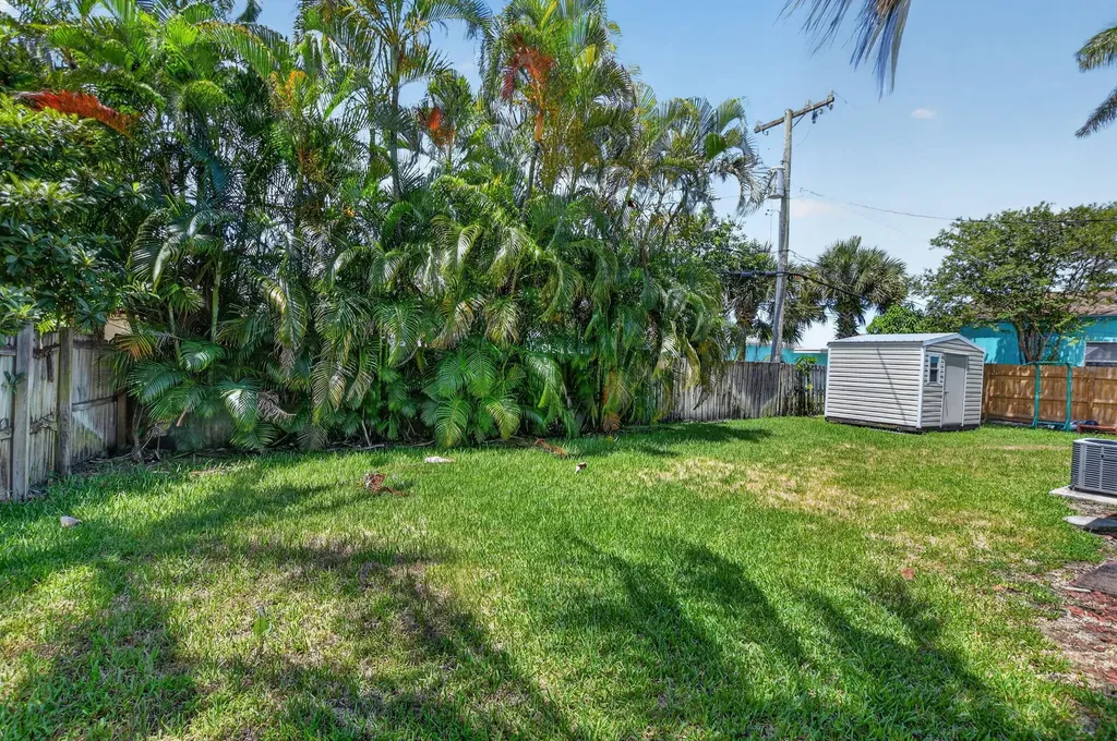 155 NE 20th Street Boca Raton FL 33431