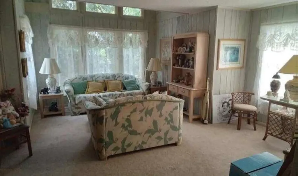 596 Greenwood Drive Jupiter FL 33458